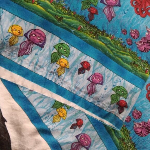 Vintage Cartoon Fish Ocean Life Pattern Hawaiian Shirt - Picture 5 of 8